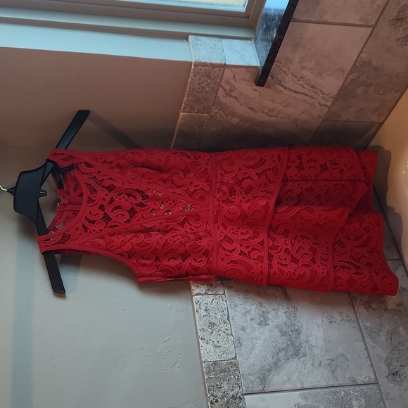 Dress - Picture 2 of 5